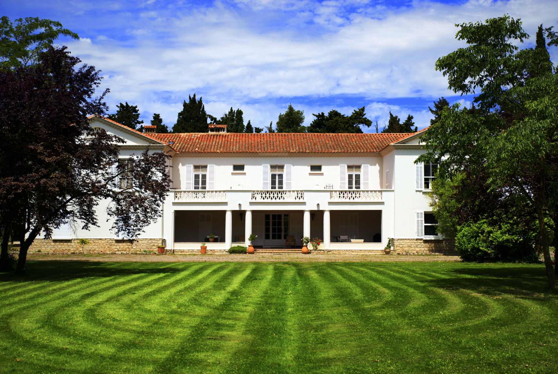 house 30 Rooms for sale on ARLES (13200)