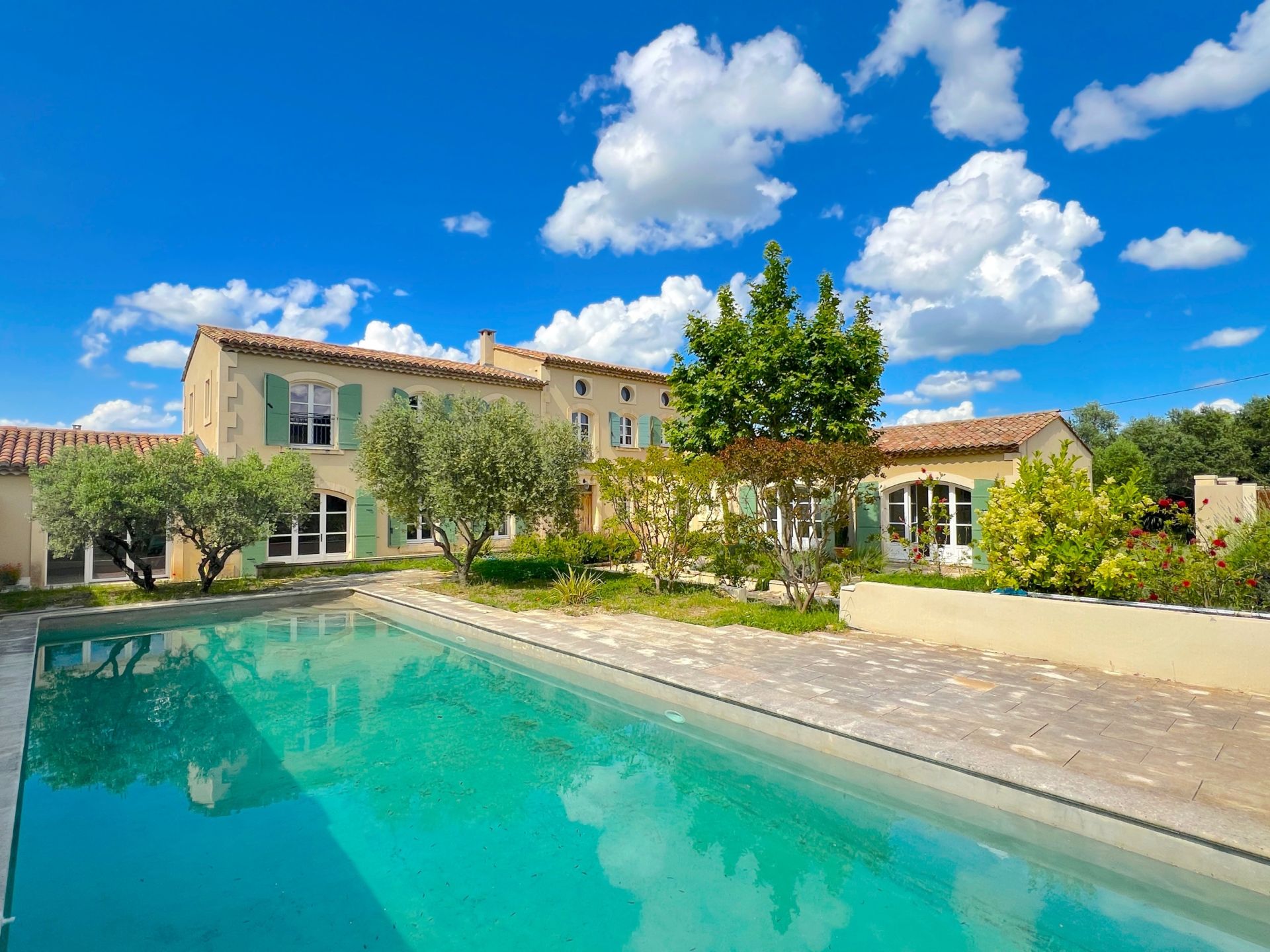 house 8 Rooms for sale on ST REMY DE PROVENCE (13210)